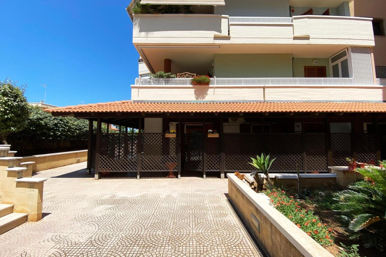 La Rotonda - Casa Vacanze Giovinazzo Bagian luar foto